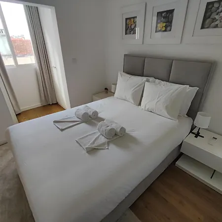 شقة Lisbon, Renovated T2 With Balcony Near Saldanha, Estefania,