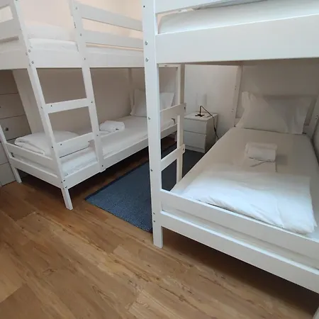 شقة Lisbon, Renovated T2 With Balcony Near Saldanha, Estefania,
