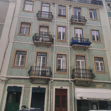 شقة Lisbon, Renovated T2 With Balcony Near Saldanha, Estefania, *