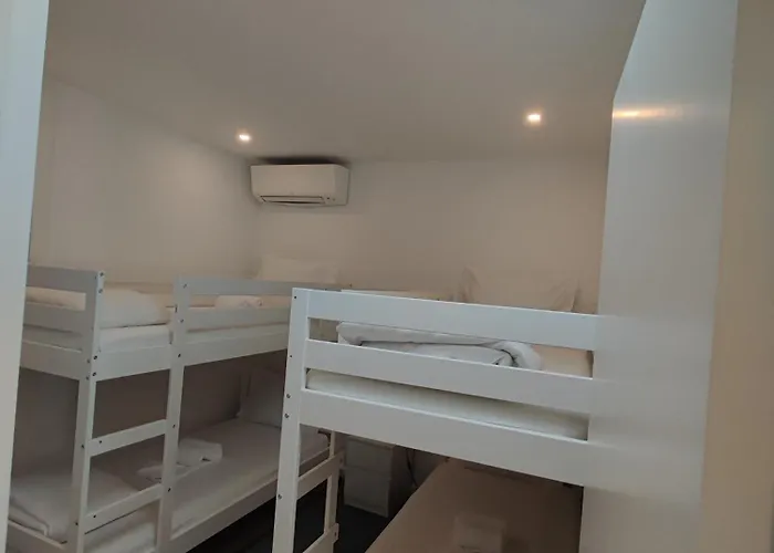 Lejlighed Lisbon, Renovated T2 With Balcony Near Saldanha, Estefania, *